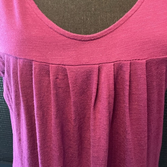 Loft Pink Top Scoop Neck Cap Sleeve Zip Closure Banded Magenta Pink Size Large - Picture 6 of 6